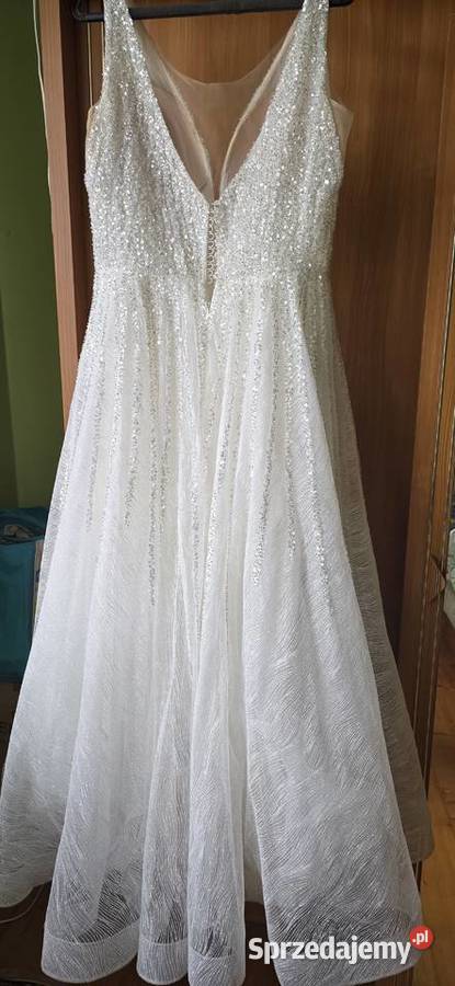 Piękna Suknia Ślubna Raków