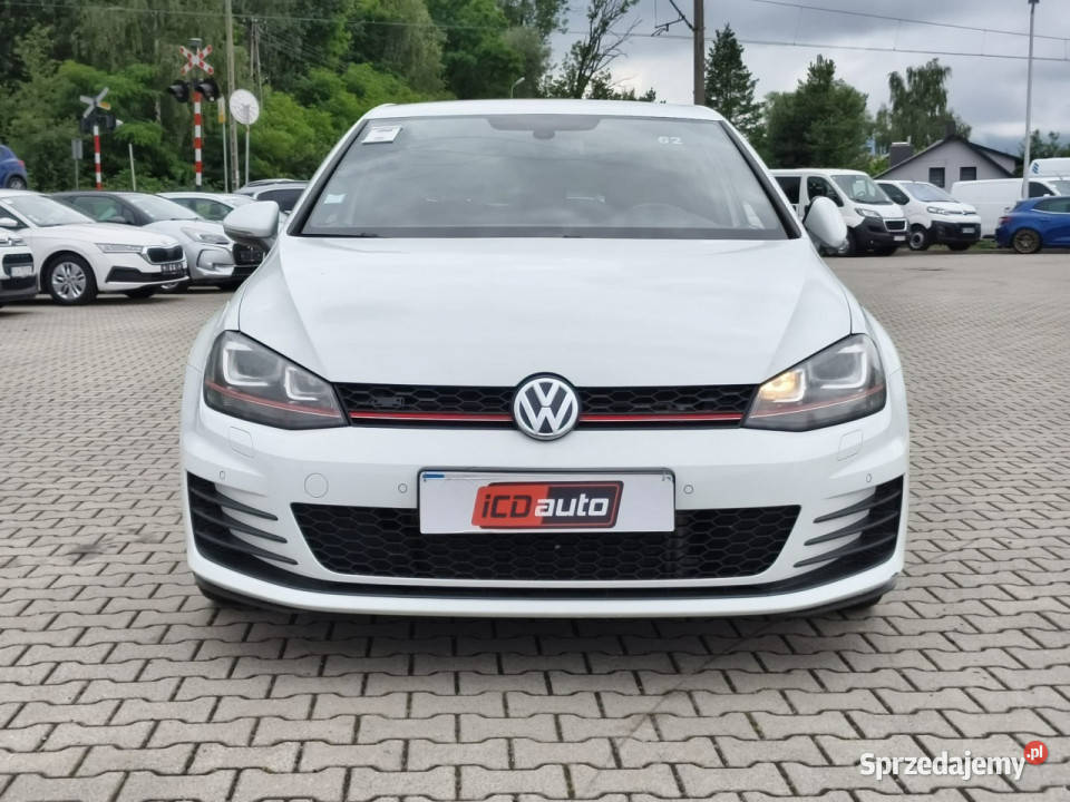 Volkswagen Golf GTI 20 benzyna 220 xenon ledy 192572km