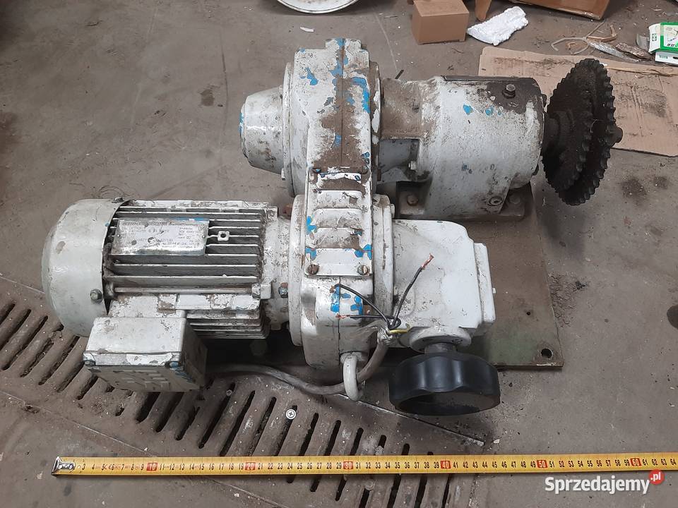 Przekładnia kątowa z regulacją