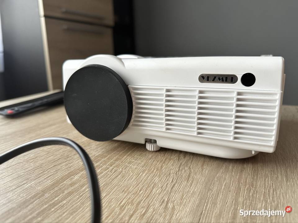 Projektor YEZMEK V7 Monitory i projektory Krypno Wielkie