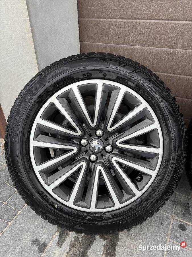 Opony FALKEN EUROWINTER 19560 R16