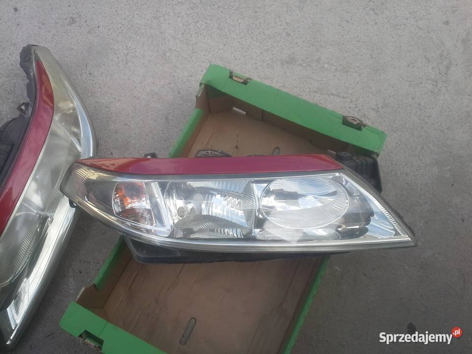lampa przód Renault Laguna 2 19 dci 2003r kombi osobowe Dębno