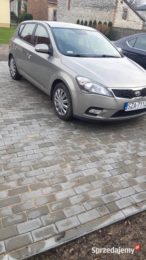 Kia ceed benzyna 2010 rok