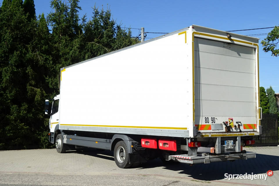 Mercedes Atego 1218 Euro 6 kontener 20pal winda Góra Kalwaria