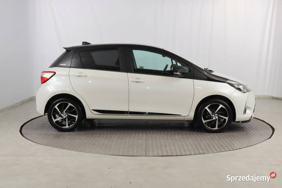 Toyota Yaris 15 Dual VVTi tempomat Zabrze