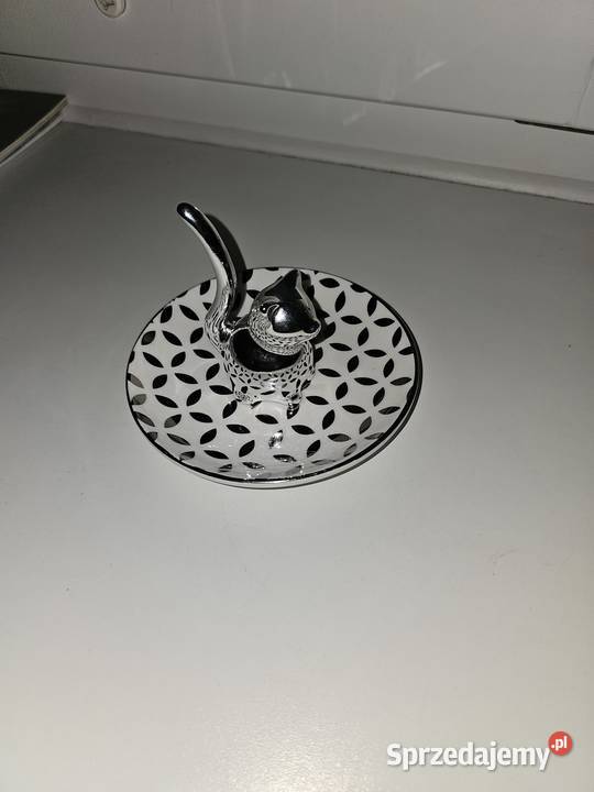 HomeYou Kotek Porcelanowy stojak z talerzykiem Kraków