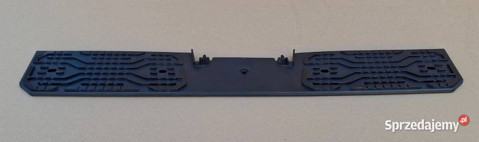 MAN TGX TG3 STOPIEŃ NAKŁADKA ZDERZAKA ŚRODKOWA