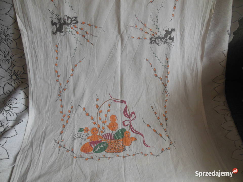 Bieżnik wielkanocny z kurczaczkami Kielce