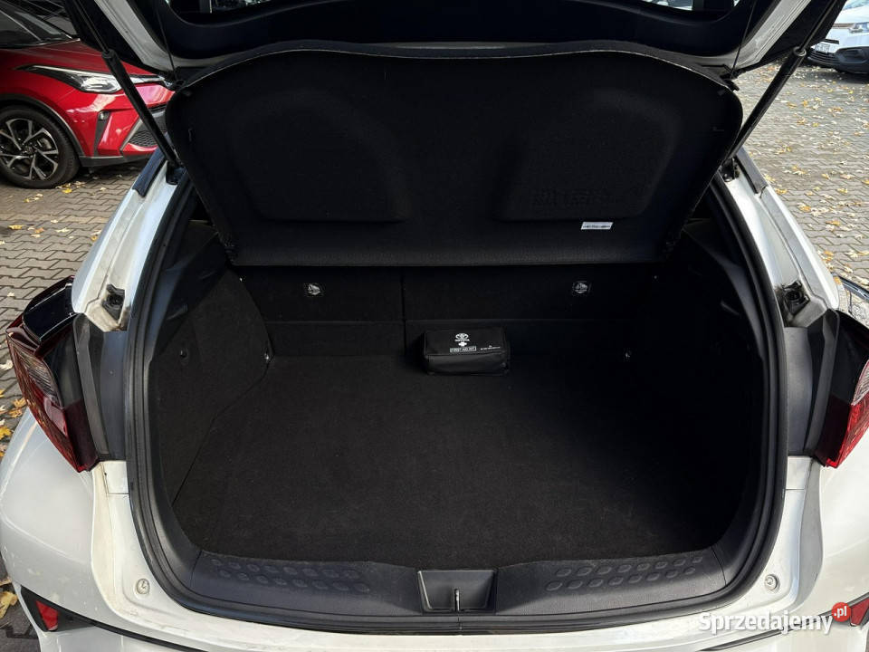 Toyota CHR 20 HSD 184 STYLE salon Polska mazowieckie Warszawa