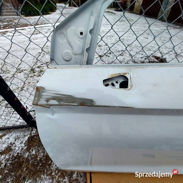 Sprzedam drzwi lewe przednie do Seata Arony Opoczno sprzedam