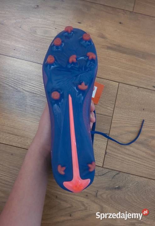 Korki piłkarskie puma