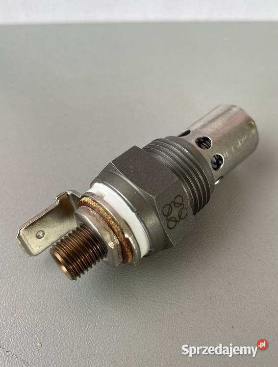 Świeca płomieniowa Massey Ferguson 4223450M1 Rolnictwo