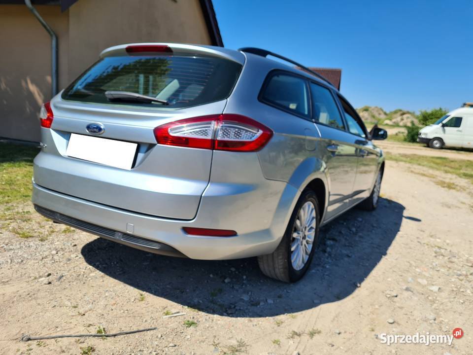 Ford Mondeo benzyna 160 Kombi Bezwypadkowy VAT marża