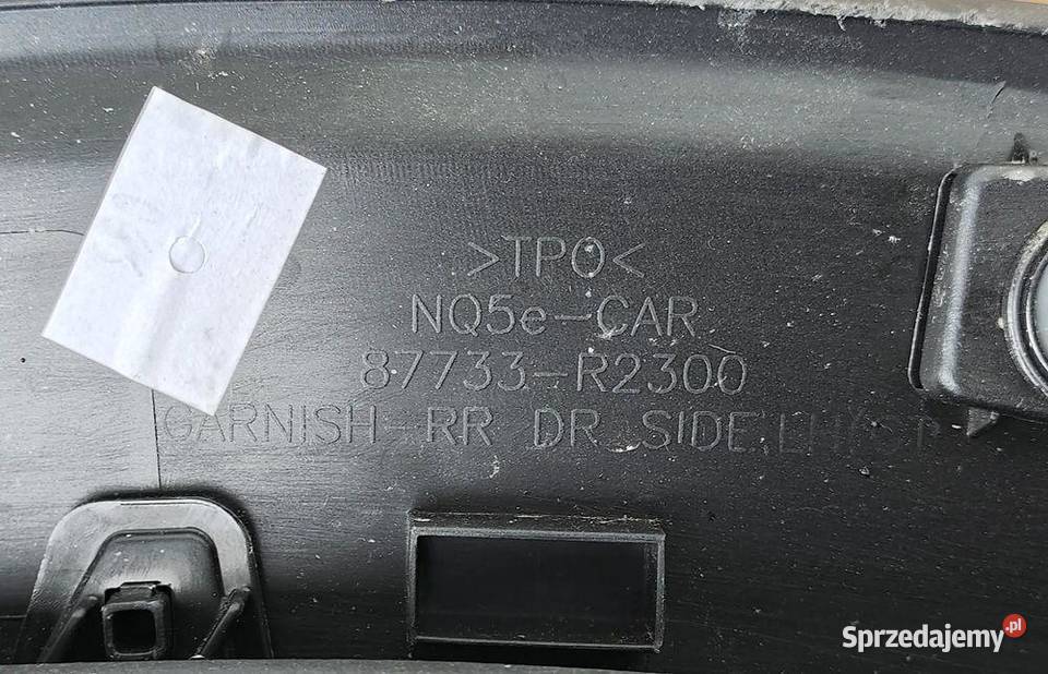 KIA SPORTAGE V 5 GT LISTWA DRZWI PRAWA TYŁ