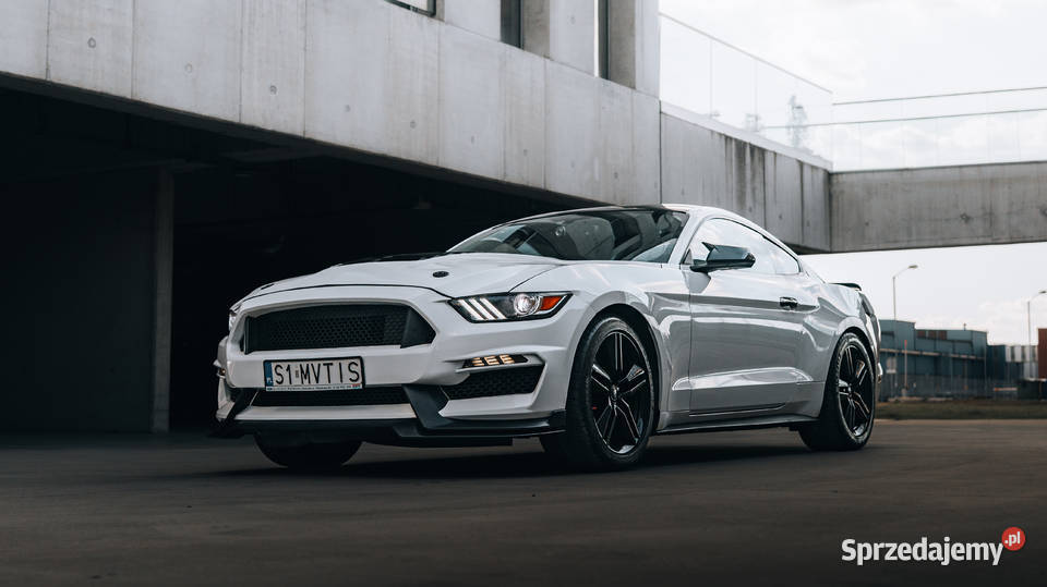 Ford Mustang 37 V6 mega zadbany i doinwestowany aluminiowe felgi śląskie Katowice