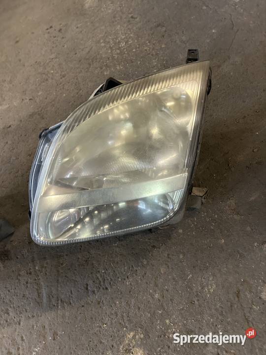Lampa prawy lewy przód Subaru Justy g3x Suzuki osobowe Lampy przednie Kęty sprzedam