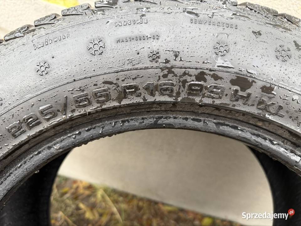 Sprzedam opony zimowe 22555R16 Bieżnikowana Nagłowice