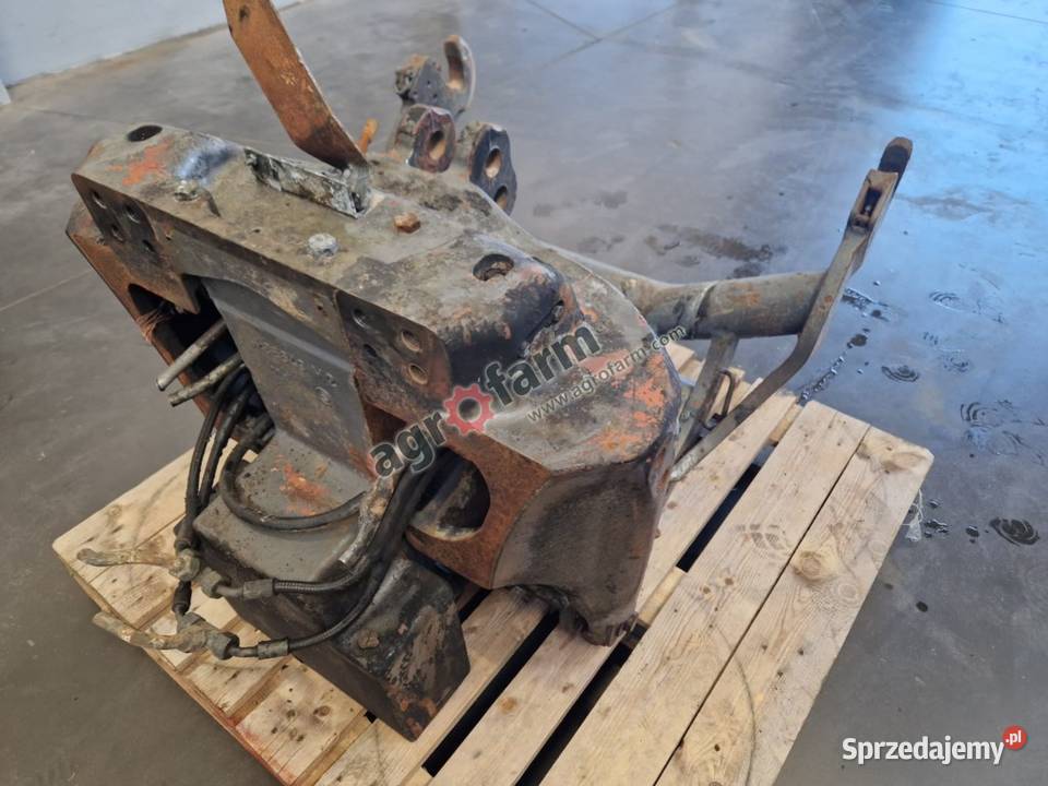 TUZ przedni podnośnik Massey Ferguson 8660 Byków sprzedam