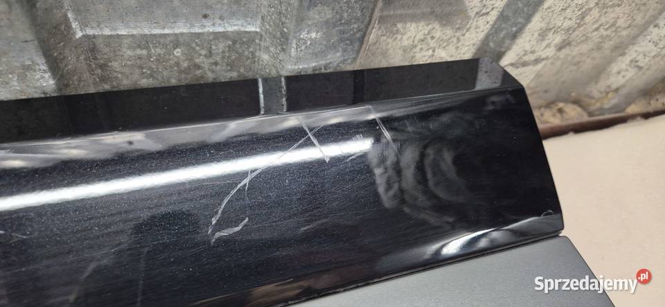 listwa drzwikolor LY9TPRAWY TYL83a853970audi q3