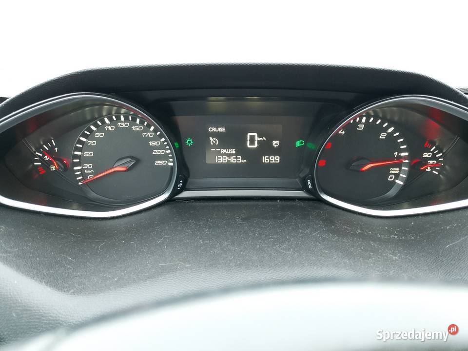 Piękne 308 139 przebiegu Tabletstan idealny klimatyzacja 308 Gołuchów