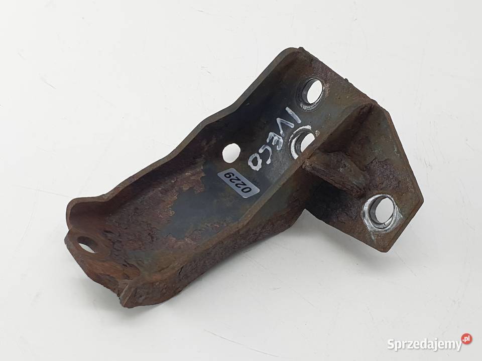 UCHWYT LAPA MOCOWANIE IVECO EUROCARGO Części montażowe Janowice