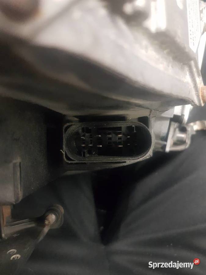 Lampa prawa do Audi a4 b8 używana