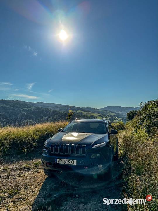 Jeep Cherokee Trailhawk 32 V6 Pentastar LIFT 2 automatyczna Cherokee Tokarnia