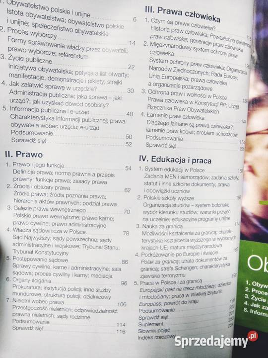 W centrum ponadgimnazjalne podręcznik szkolne Warszawa