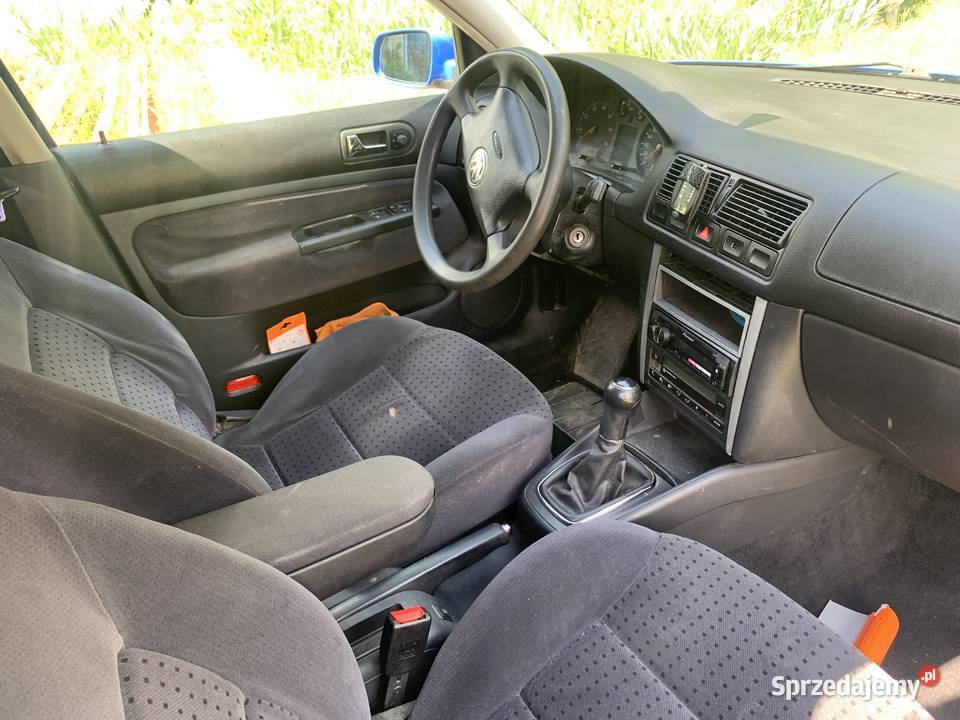 Sprzedam golf 4 variant zdrowy 20 8v 290000km Jelenia Góra