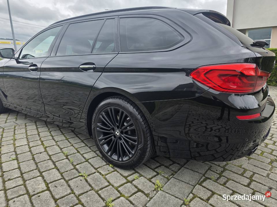 BMW 530D Xdrive G31 Sport line Black 30diesel