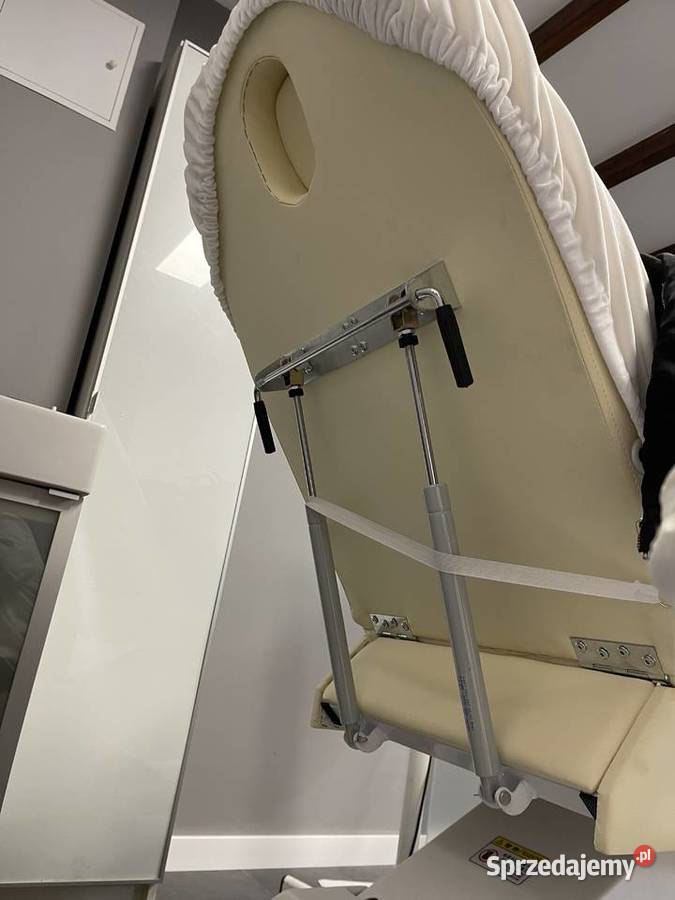 Fotel kosmetyczny Calissimo Wyposażenie salonów sprzedam