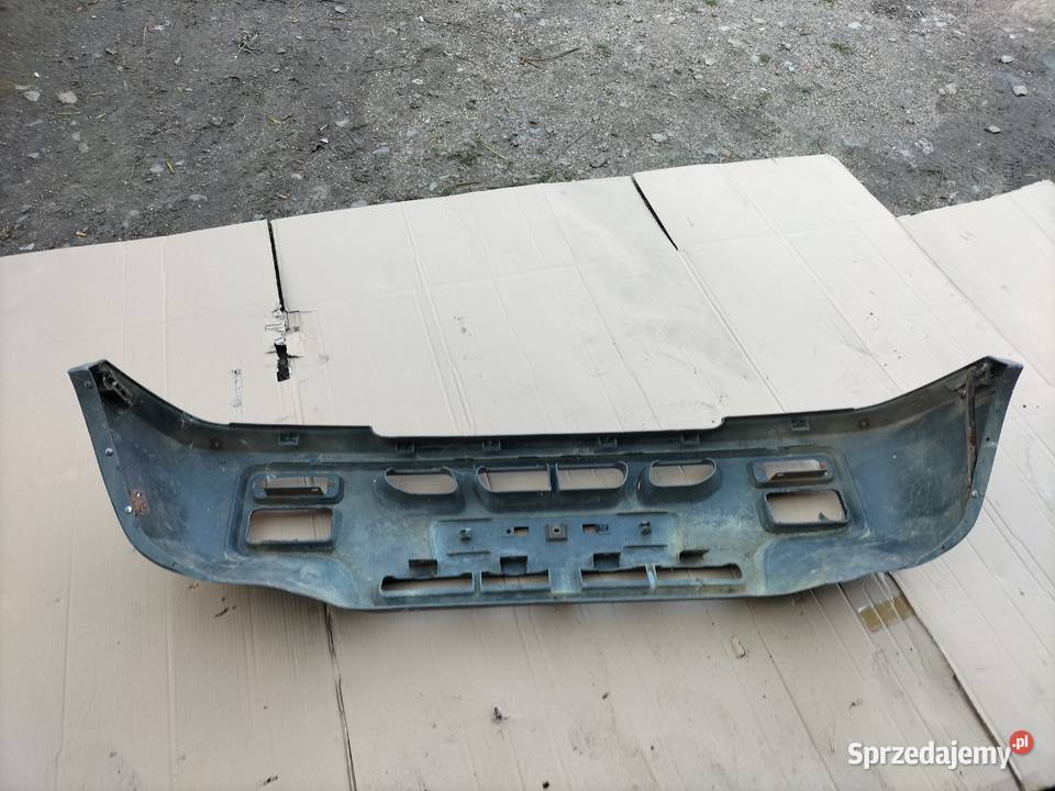 FORD MAVERICK 1 NISSAN TERRANO II 2 ZDERZAK