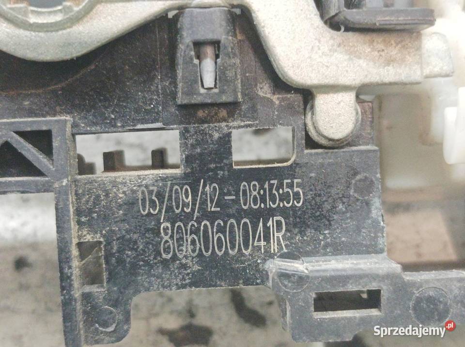 KLAMKA ZEWNĘTRZNA LEWA PRAWA KOMPLET DV369 Rok produkcji 2012