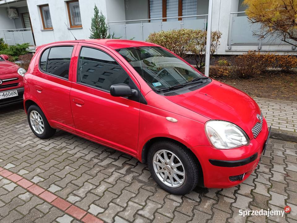 Toyota Yaris I z silnikiem 09983 benzyna 2004r MP3