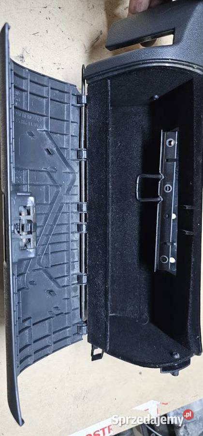Schowek fotela mercedes w211 2119185336 Zbąszyń