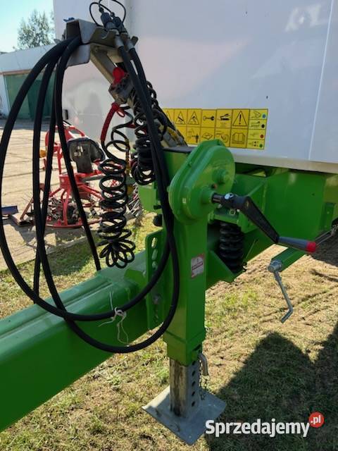 NOWA Przyczepa rolnicza skorupowa T700XL PRONAR Przyczepy rolnicze