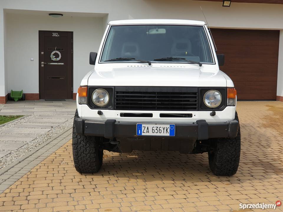 Mitsubishi pajero I 1988r 25 Diesel 152 bez manualna Pajero Humniska