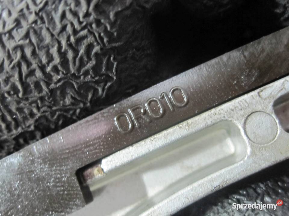 LEXUS IS 22 D 2ADFHV 177 06 ślizg rozrządu osobowe Kielce sprzedam