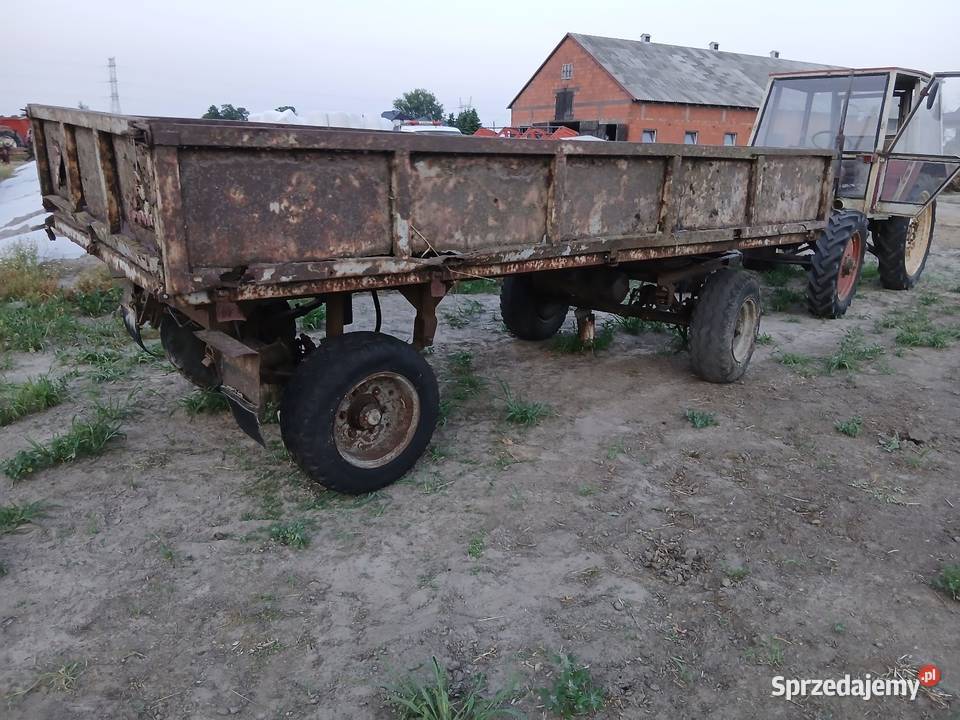 Przyczepa wywrotka d47 3 strony na małym kole D Rolnictwo wielkopolskie Konin