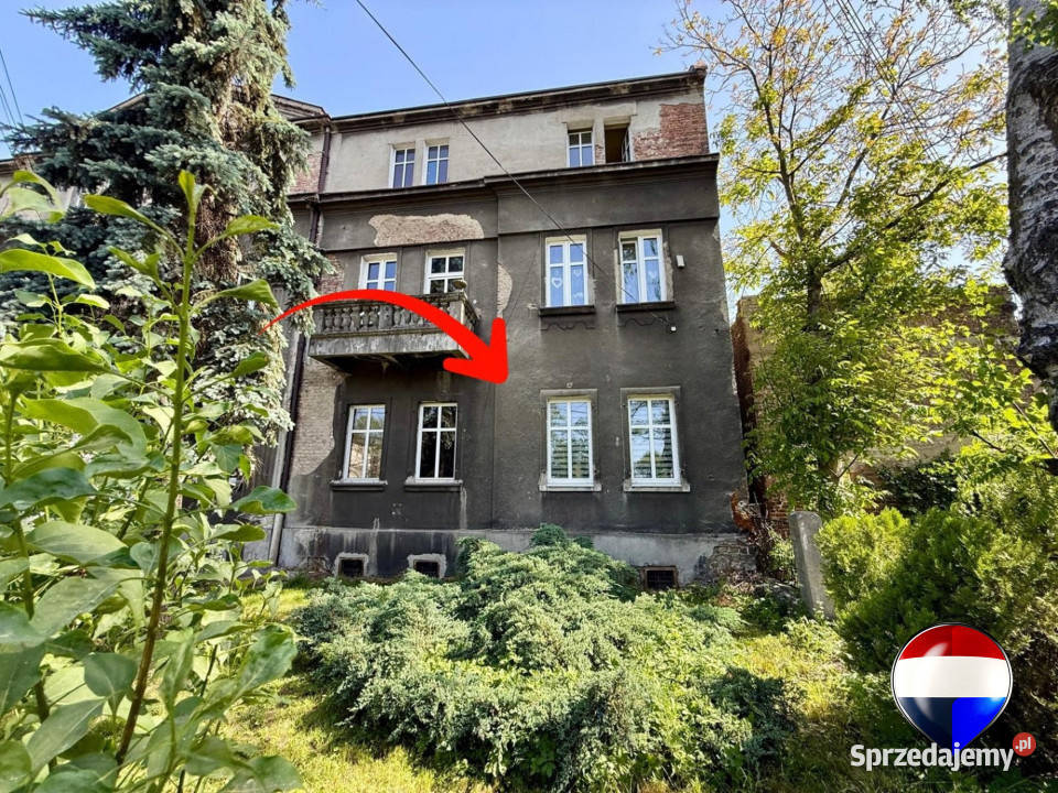 Przestronne mieszkanie w przedwojennej kamienicy cegła Sosnowiec