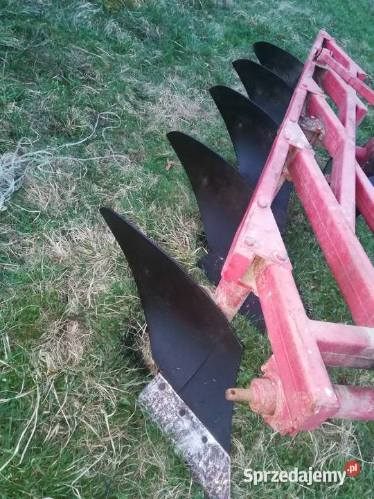 Pług Unia GRUDZIĄDZ 3 5 skibowy duży odkładnie Gnojnica sprzedam