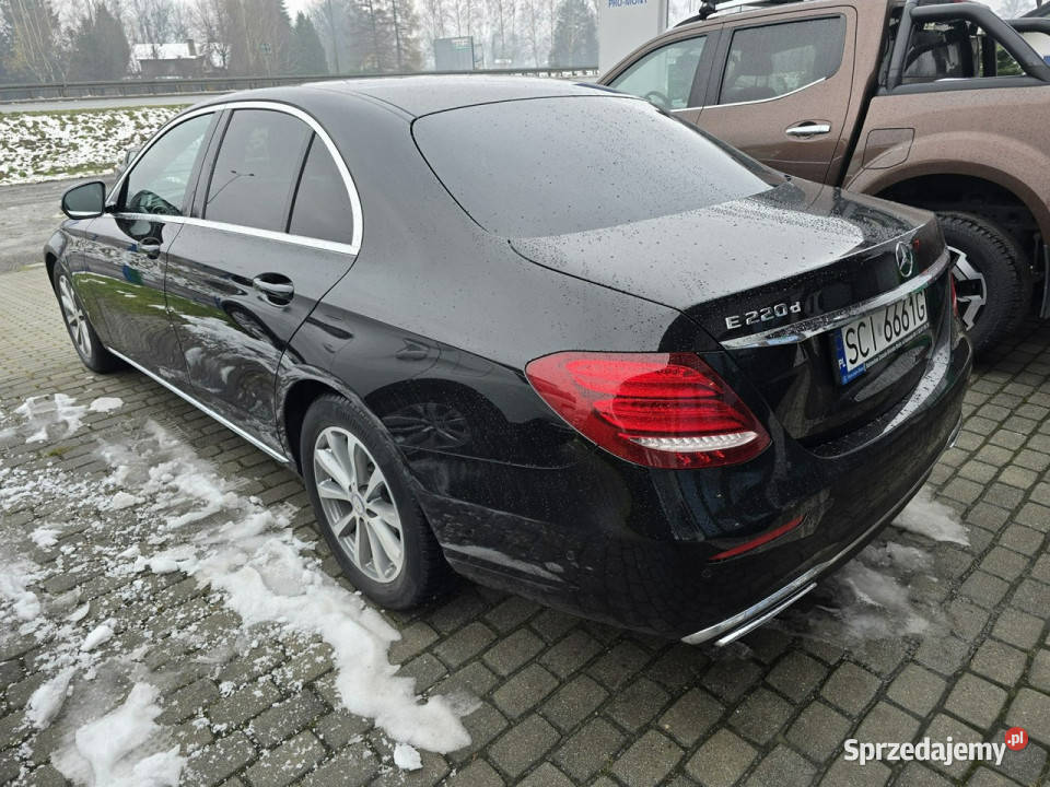 Mercedes E 220 Avantgarde bezwypadkowy pełny lakier metallic Mercedes-Benz śląskie Ustroń