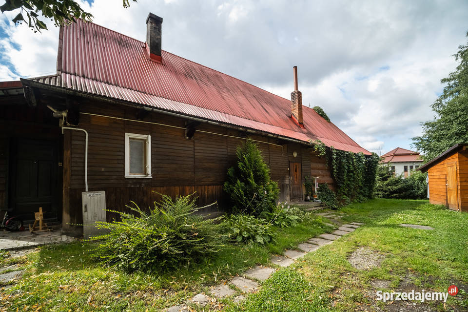 Sprzedam dom drewniany do rozbiórki