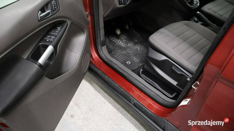 Ford Grand Tourneo Connect 15 TDCi Titanium bordowy Grójec