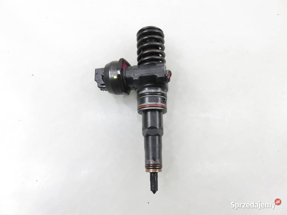 POMPOWTRYSKIWACZ VW GOLF IV 19 TDI 038130073AJ