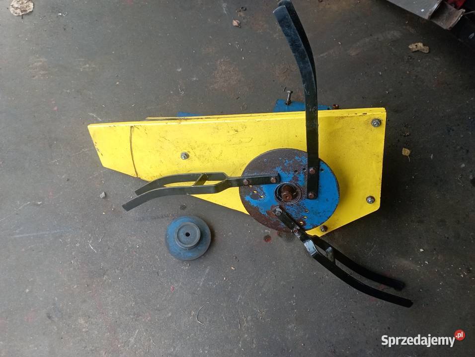 Rozbijak do kosiarki rotacyjny Mała