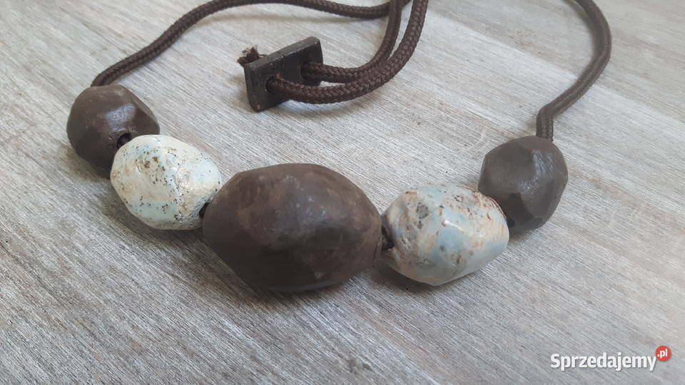 Naszyjnik wykonany ręcznie