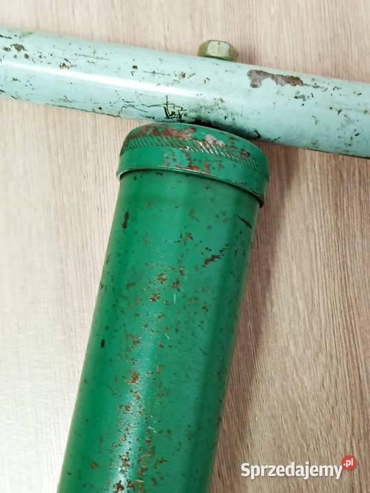 Stara pompka rowerowa zielona PRL Kraków