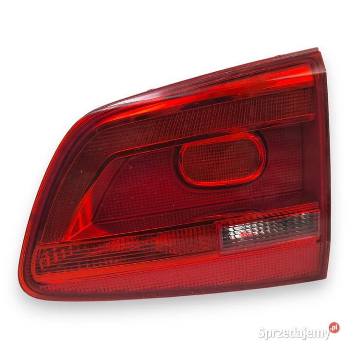 LAMPA PRAWA Volkswagen Touran I 1T3 LIFT tylnia
