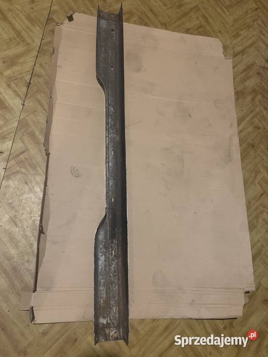 BMW e21 element środkowy zderzaka tył